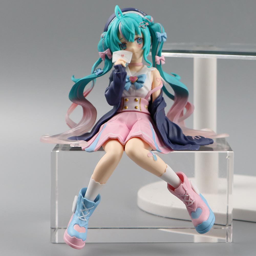 Hatsune Miku Cute Sitting Beauty Girl Ornament Car Ornament Instant Noodles Maker Computer Case Decoration Ornament
