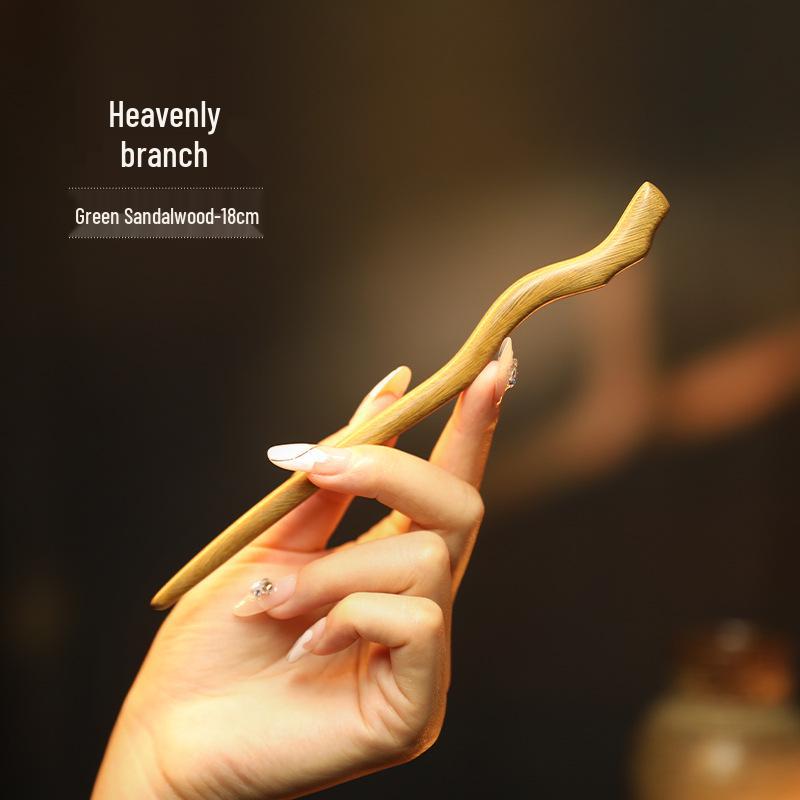 Elegant Handmade Black Sandalwood Hairpin: New Chinese Style, Ancient-Inspired, Simple, Everyday Wooden Hairpin for Women