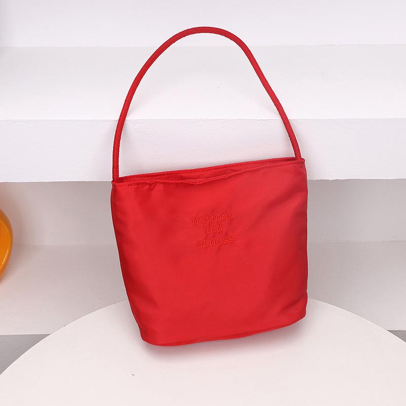 Korean Women's Fashionable Mini Heart Underarm Handbag - Versatile Shoulder Bag and Gift Option