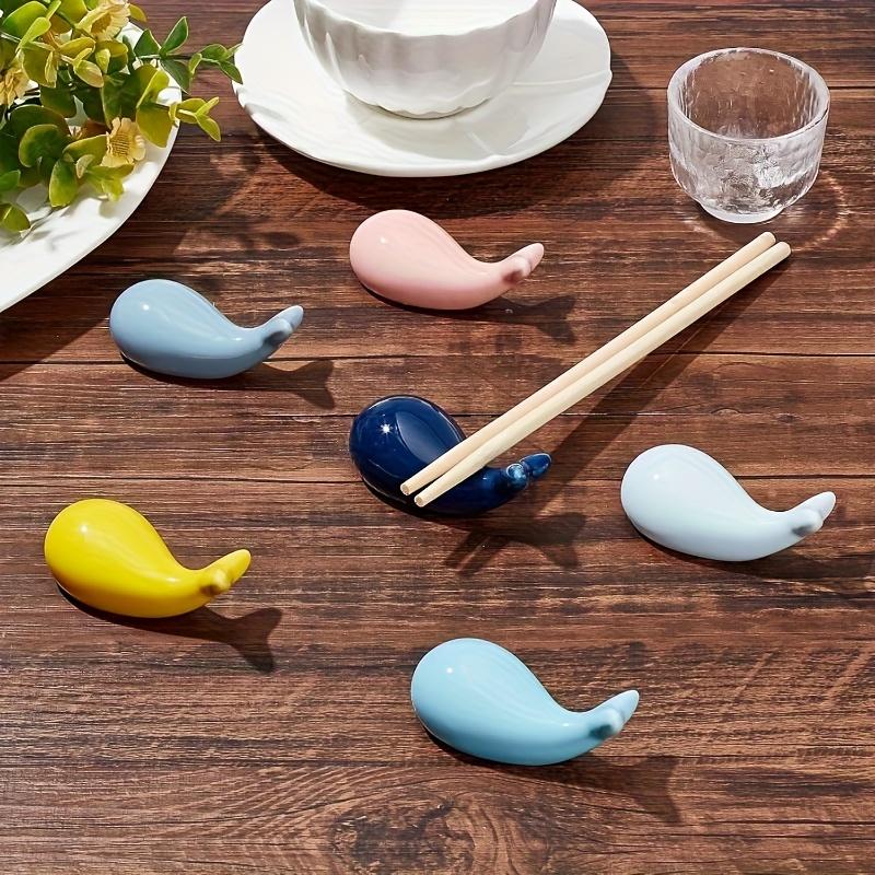 6 stuks Walvisvormige Keramische Eetstokjessteunen, Kleurrijke Pastel Keramische Bestekhouders voor Japans Dineren, Tafeldecoratie voor Thuis