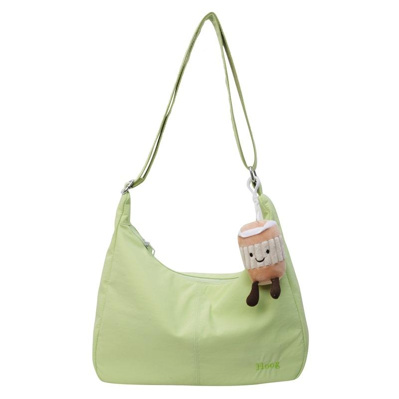 

Commuter to work women s bag Korean version large capacity Oxford cloth crossbody dumpling bag versatile ins texture single shoulder armpit bag without pendant