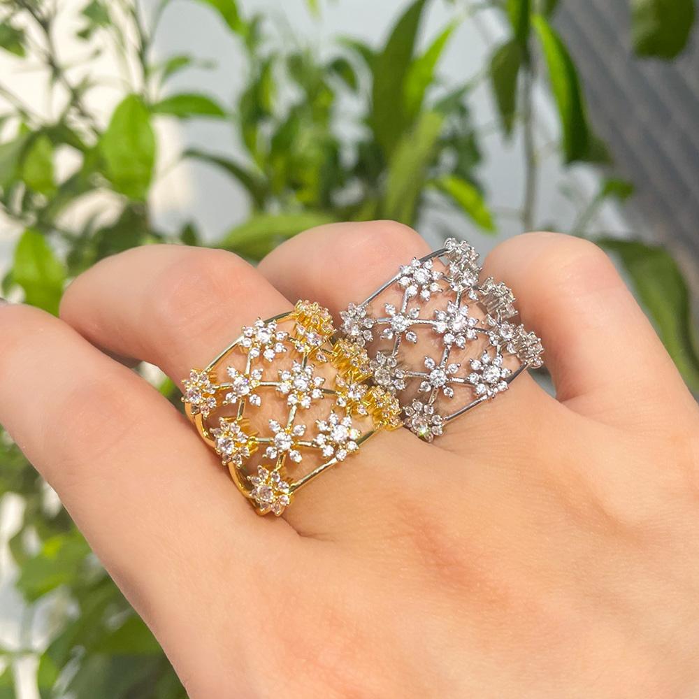 CMM Exclusive Design Hollow Star flower Gold Color Silver Color Fine Flashing Zircon Opening Adjustable Ring