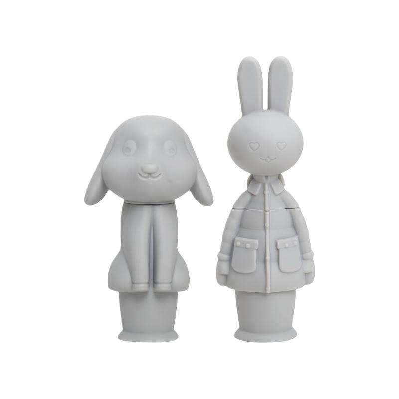 Pack of 2 Silicone Wine Bottle Stoppers with Cartoon Animal Design Bottle Plug for Reliable Sealing in Various Use