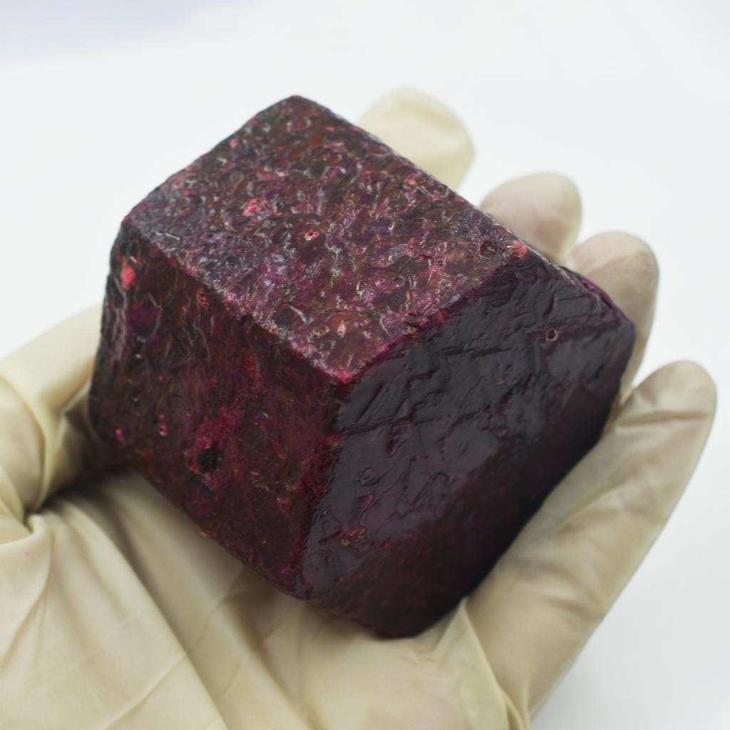 Blood Red Ruby CERTIFIED 2500 Ct Huge Raw Rough African Ruby Rough Loose Gems C