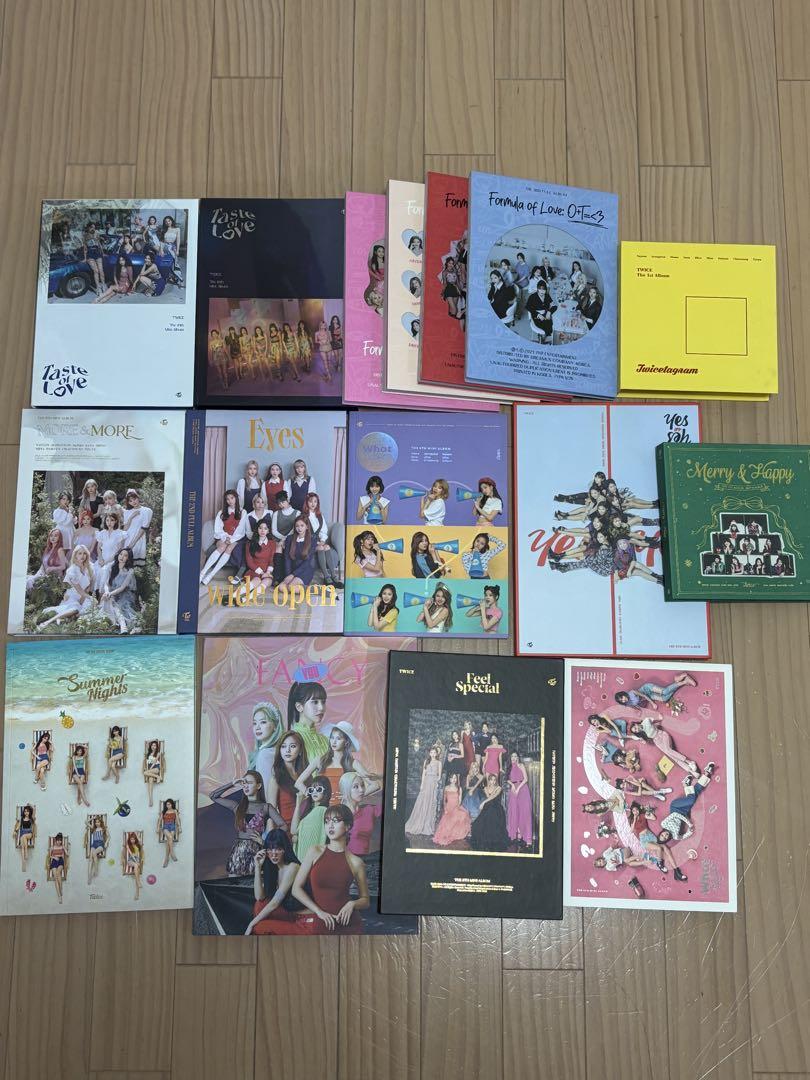 

[USED] Super & bonus TWICE album set