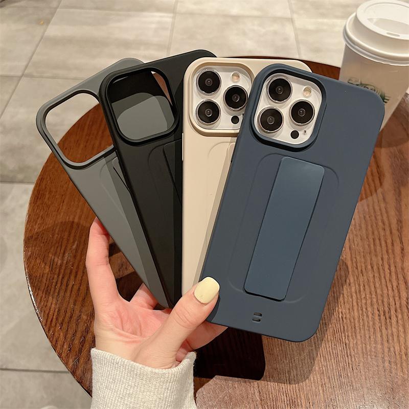 Soft Silicone Wrist Strap Phone Case For Iphone 13 12 11pro Max X Xs Max Xr 14pro Max Solid Color Shockproof Bumper Cover Funda
