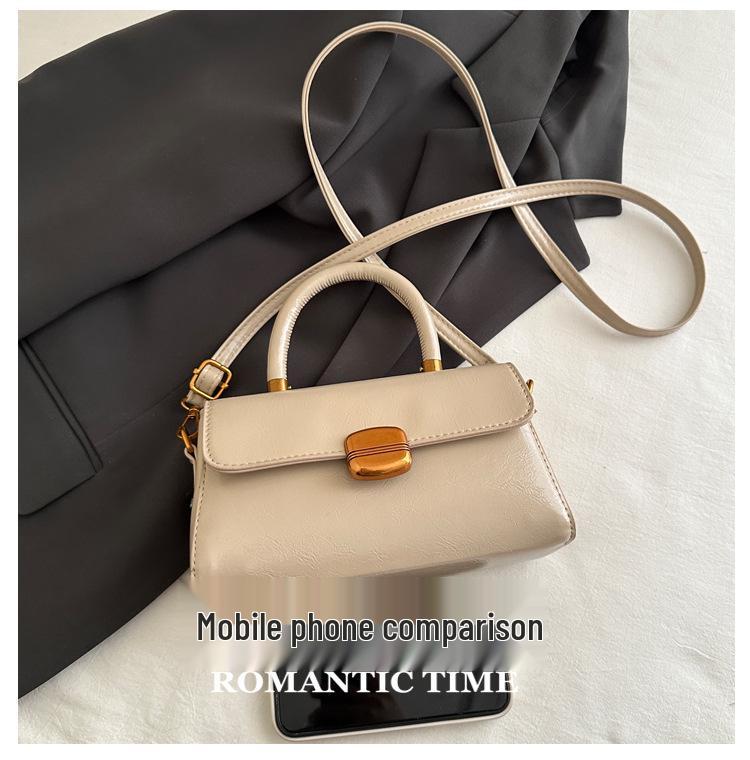 Modna damska mała kwadratowa torba na jedno ramię i crossbody na rok 2025: Modna torebka do dojazdów