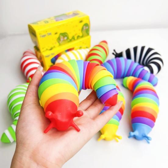 Stress Relief Slug Fidget Toy Articulated Stretch Caterpillar Sensory Toy Portable Travel Bendable Colorful Worm Toy Party Favors