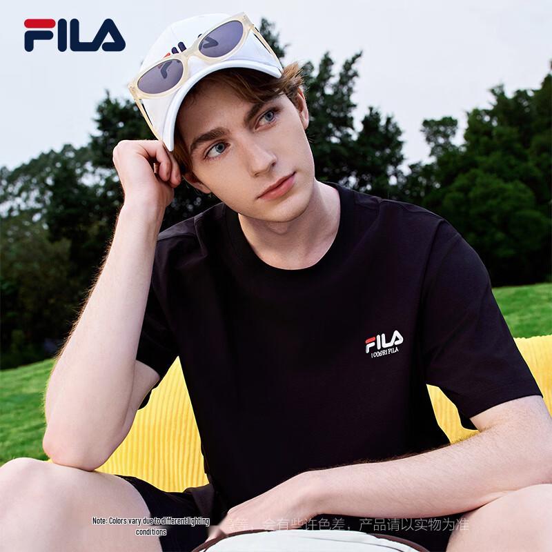 FILA Unisex Classic Logo Short Sleeve T-Shirt