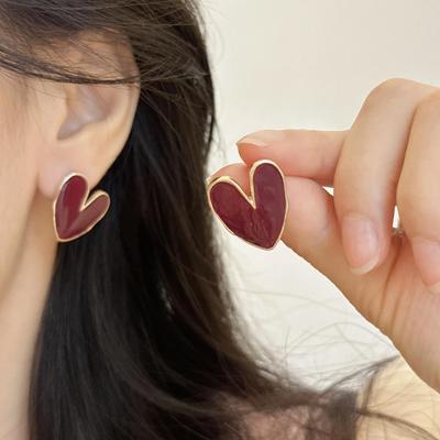 Enamel Red Color Heart Stud Earrings for Women Sweet New Simple Fashion Party Wedding Jewelry Earing