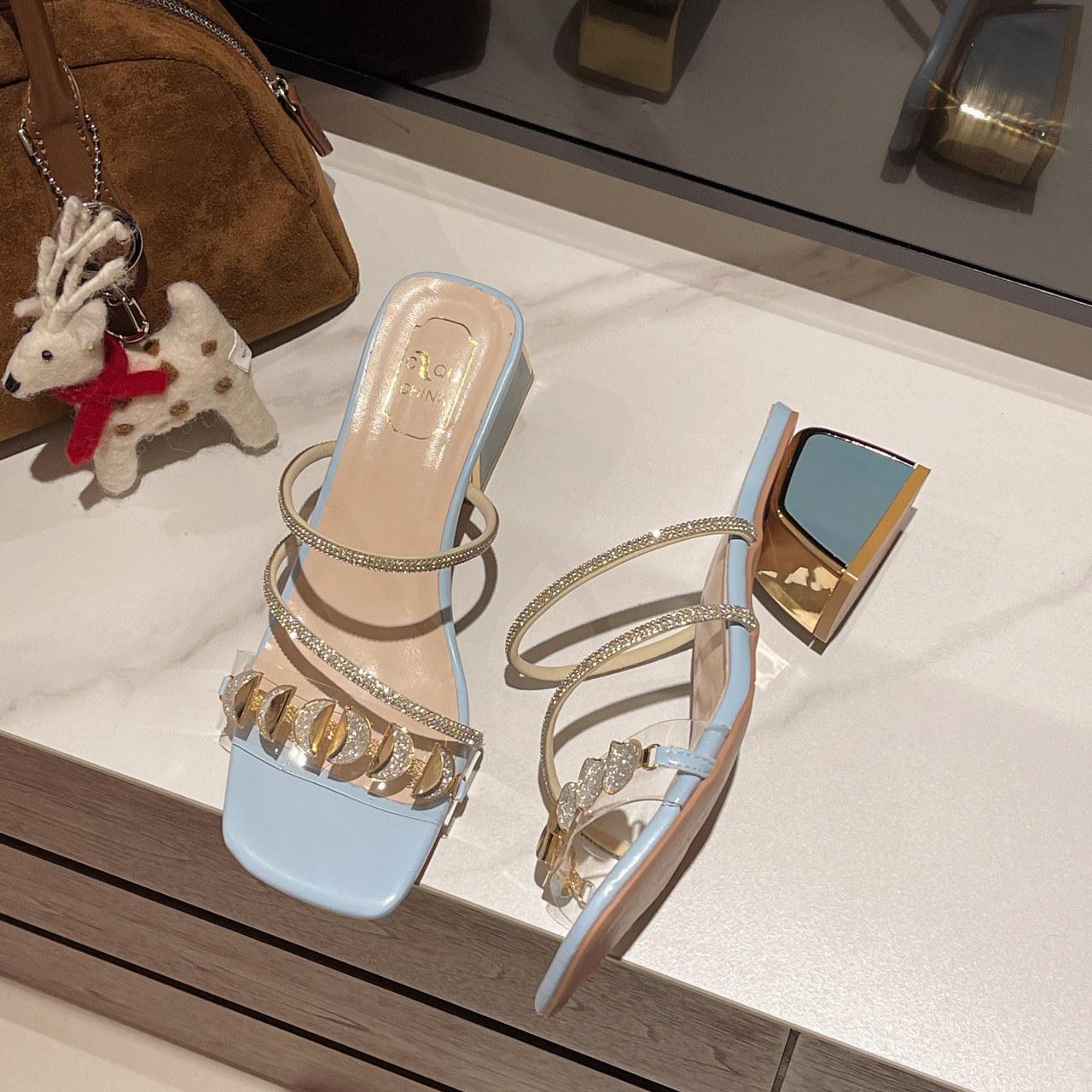 

Slippers women 2025 sandals new rhinestone middle heel summer wear shoes word Internet celebrity fashion high heels thick heel women 40