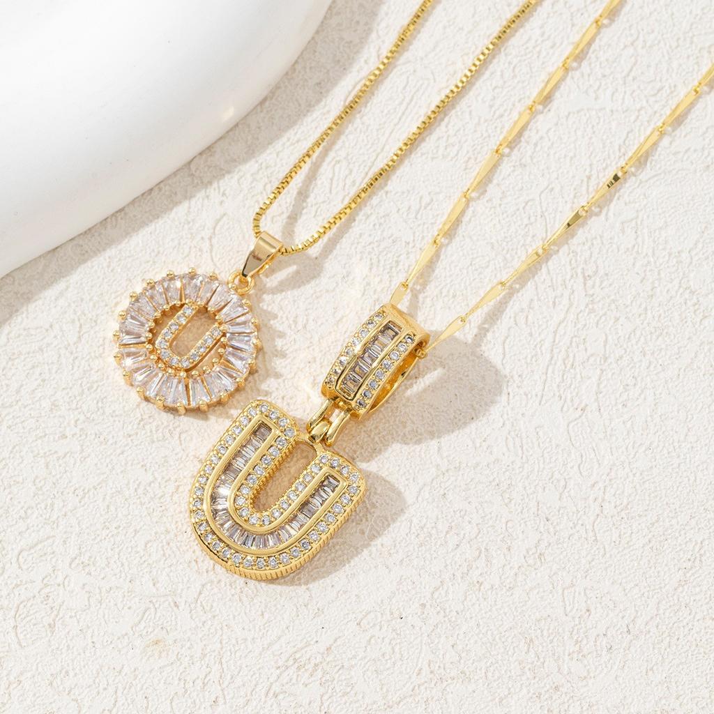 2Pcs Full CZ Zircon Iced Crystal Initial Letter Flower Necklace Women Copper A-Z Alphabet Pendant Couple Jewelry Birthday Gifts