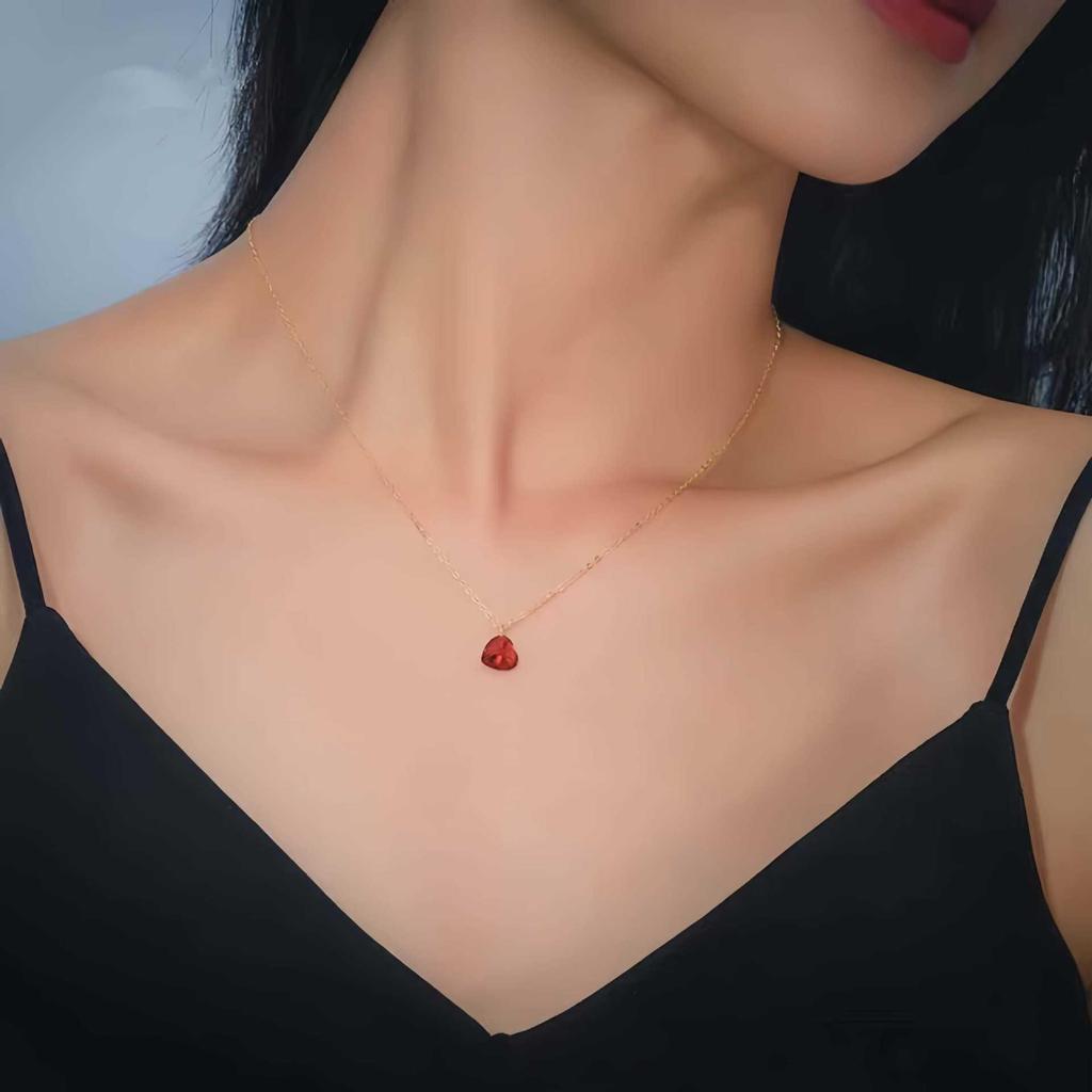 Trójwymiarowy wisiorek w kształcie czerwonego serca na łańcuszku, platerowany 18-karatowym złotem na srebrze sterlingowym, dla kobiet