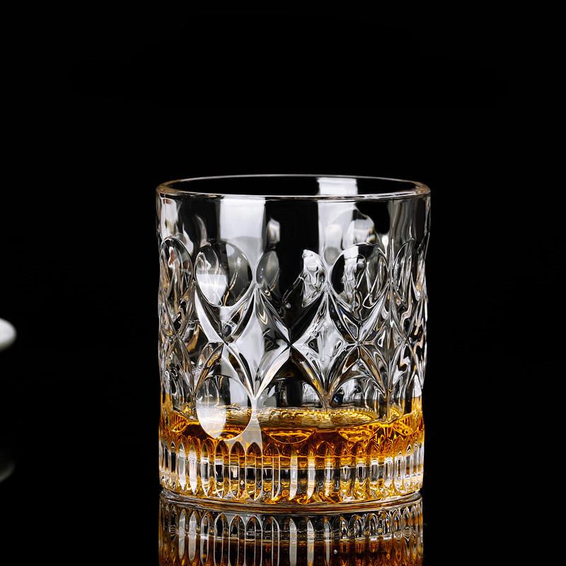 Creative Whiskey Glass for Men and Women In Bars Korean European Thick Crystal Glass for Drinking Water Juice Alcohol Cup Set
