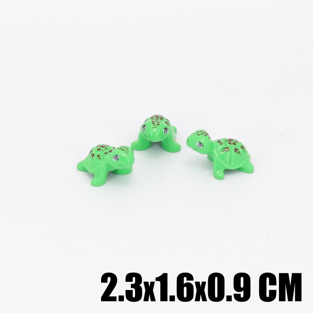 Cute Modeling Small Animals Assembled Building Block Scene Accessories Parts Chicken Husky Fighting Dog Flamingo Ornament
