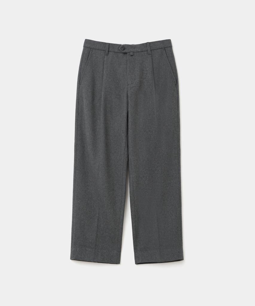 UNIFORM BRIDGE Wool One Tuck Cropped Slacks Charcoal