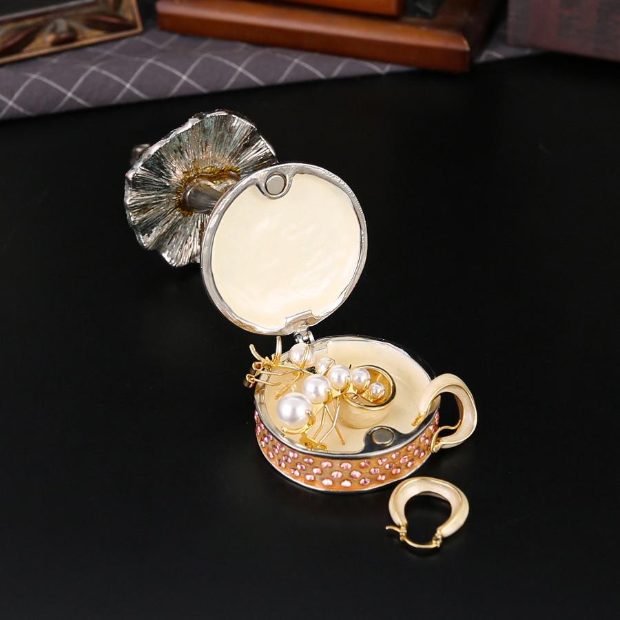 Light luxury fashion diamond-encrusted ballet girl jewelry box Magnetic flip dust-proof jewelry box Jewelry storage box
