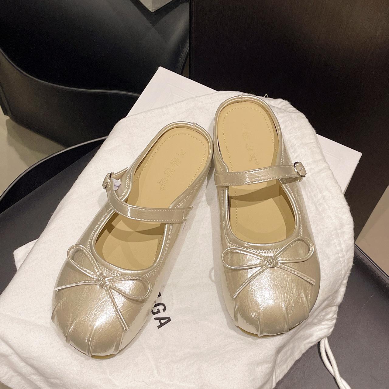 

French silver bag head half slippers women s summer wear 2025 new one-pedal with skirt flat-soled single shoes cool slippers 40 золотой