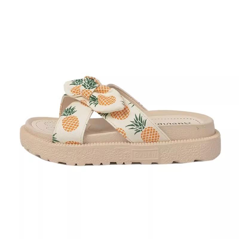 Platform sandals women's summer flat-bottomed cool slippers new fashion soft-soled beach shoes