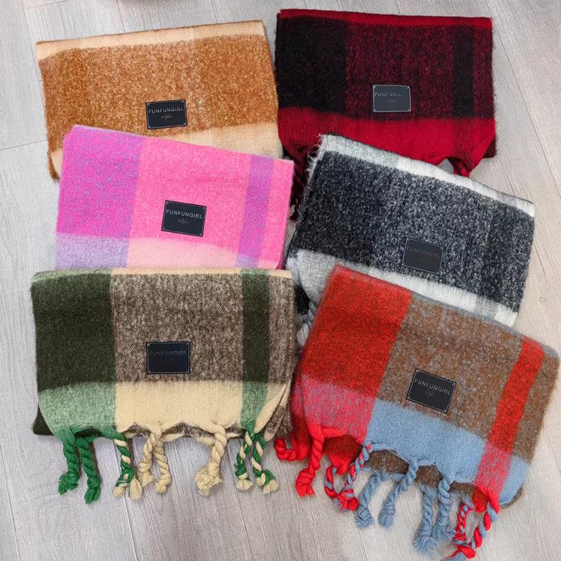 Autumn and Winter New Scarf Women's Atmosphere Contrasting Color Plaid High-end Sense Warm Scarf Thickened Handmade Fringed Shawl Scarf