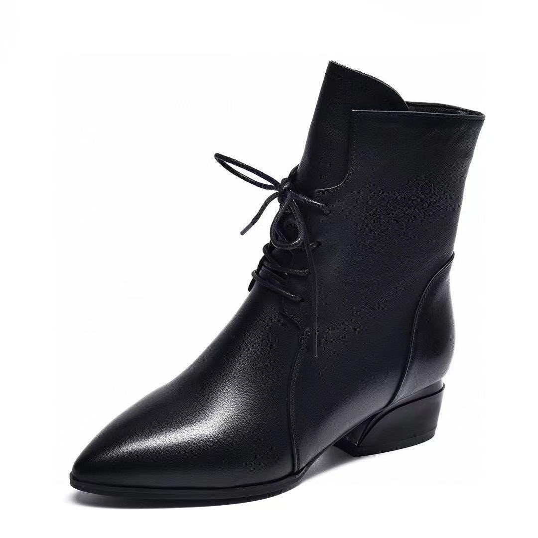 

Женская кожаная обувь на высоком каблуке 3 см. Новые ботинки martin. Женская обувь. Короткие сапоги из натуральной кожи на среднем каблуке. Одинарные ботинки. Женские ботинки. 37