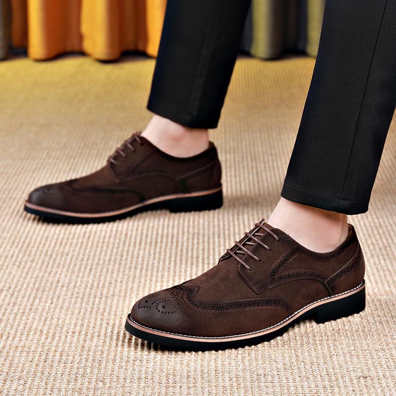 Fashion Men's Leather Shoes Size 38~46 Brogue Dress Shoes Man Wedding Leather Social Shoe Male Retro Suede Leather