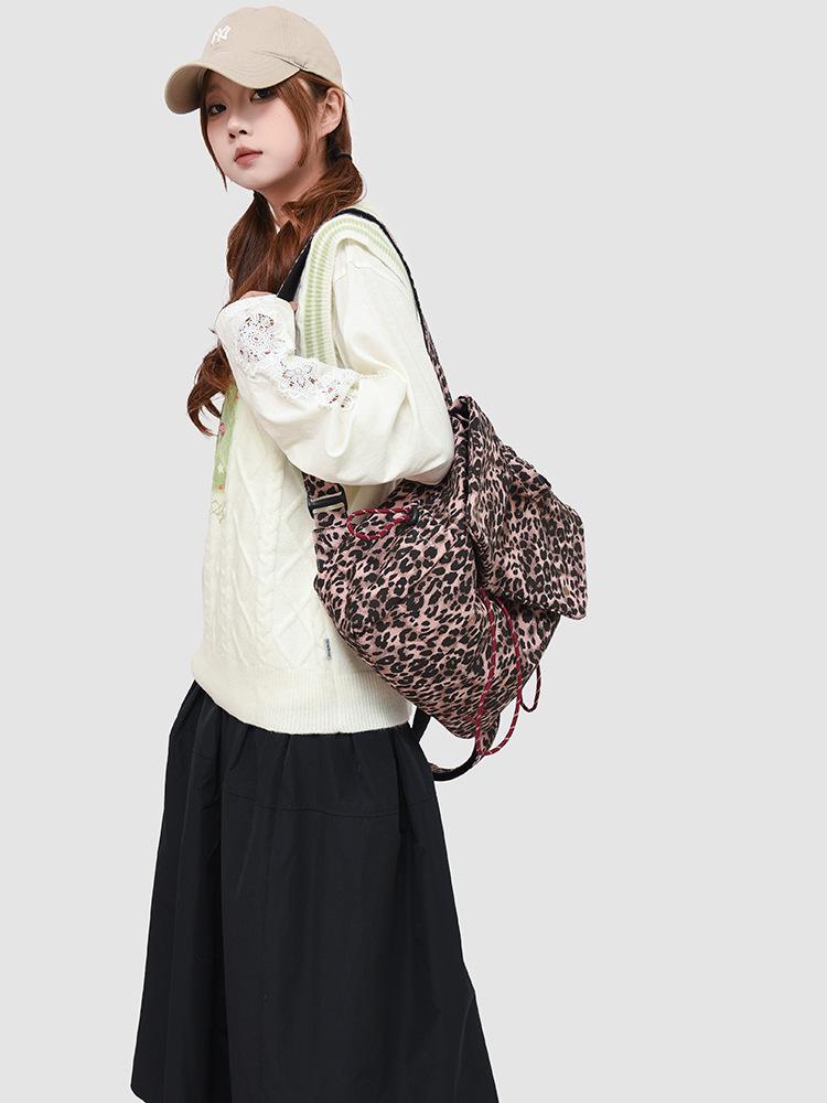 2025 Trendiger Retro Leopardenmuster Canvas Kordelzugrucksack - Große Kapazität