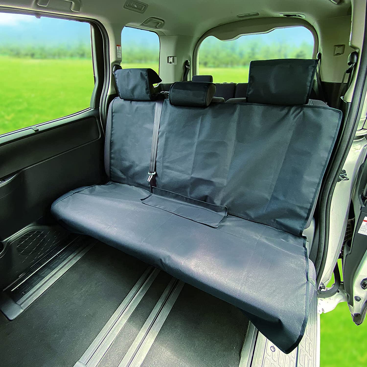 

Чехол для заднего сиденья автомобиля Napolex NSTILE. Водонепроницаемый и тканевый, предотвращает загрязнение или намокание сидений. Универсальный тип, который можно использовать для широкого спектра применений.