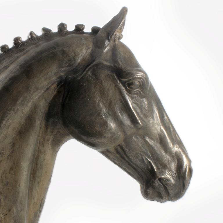 Hanoverian Horse - a Large Statuette with a Horse, a Bust On a Stone Base, a Prestigious Award In the Art-Dog Brand Competition.