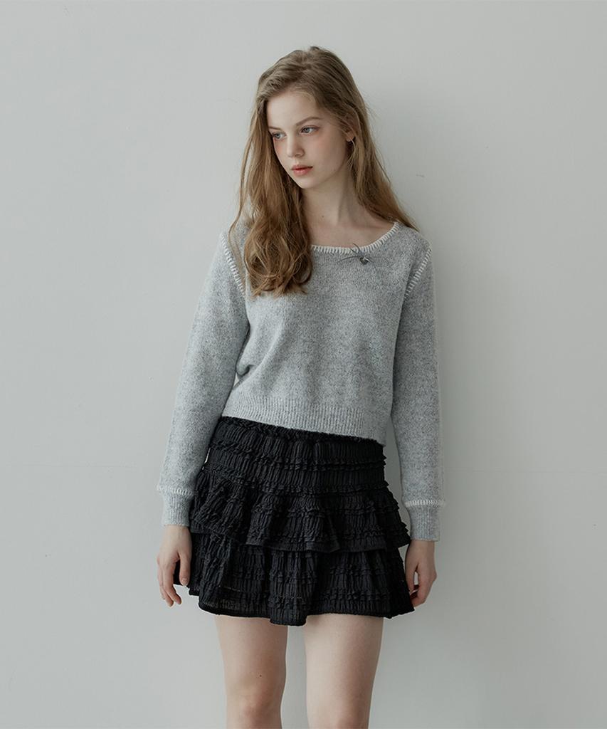 HYBERNAT Ribbon Stitching Knit Top