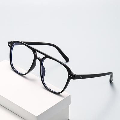 Brillen & Accessoires – Lese- & Computerbrillen