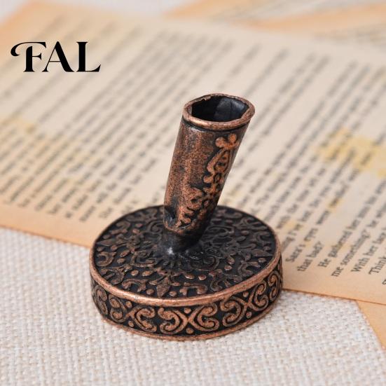 Metal Dip Pen Stand Vintage Round Holder, Durable Exquisite Carved Desktop Ornament, Calligraphy Base Pens And Quill Supply, for Desk Decoration