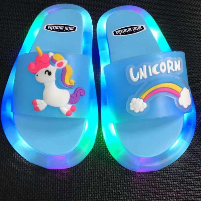 Glowing children's slippers fashion crystal shoes shining lights lights men, women and children will shine cool slippers