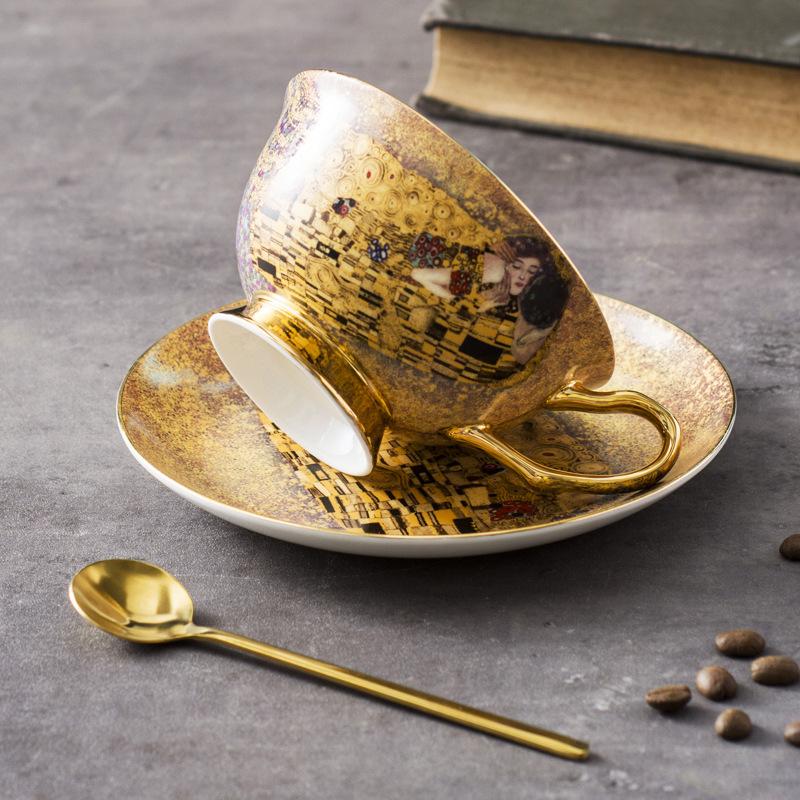 

Кофейный сервиз из костяного фарфора в королевском стиле барокко - Винтажные английские чашки и блюдца для послеобеденного чая с подарочной коробкой Элегантный керамический свадебный декор 220ml