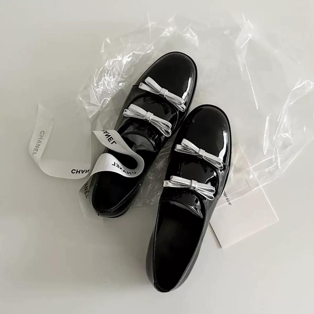 Rindslederversion~ Britischer Stil Schleife kleine Lederschuhe Damen Plateau Loafer echtes Leder schwarz Ein-Pedal faule einzelne Schuhe