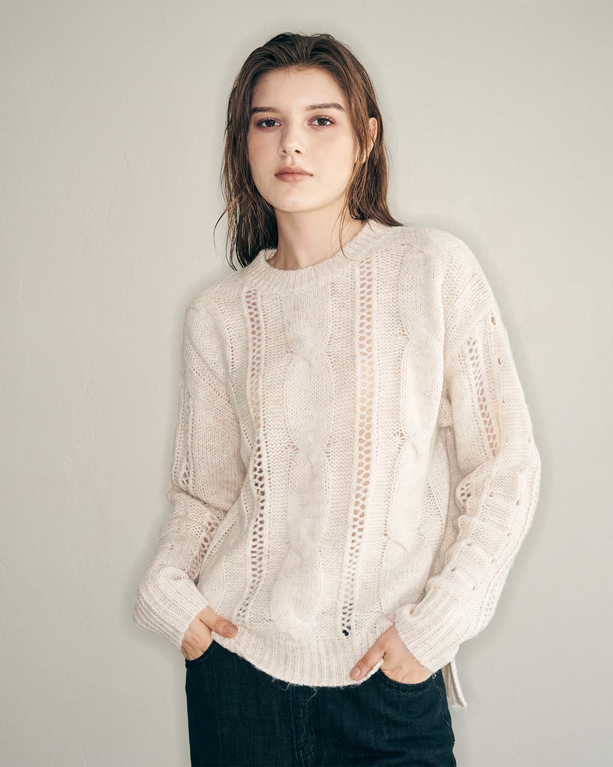 Oqual Scallop Crewneck Pullover Ivory/M