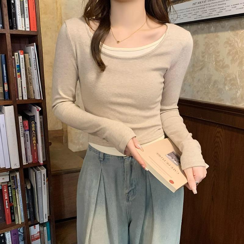 Designed Fake Two-piece Color-blocked Long-sleeved T-shirts for Women In Early Spring 2024 New Slim-fitting Pure Desire Tops with Bottoming Shirts