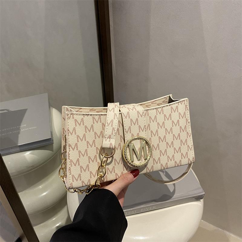 

Personalized retro printed shoulder bag women s new trend fashion high sense letter handbag белый