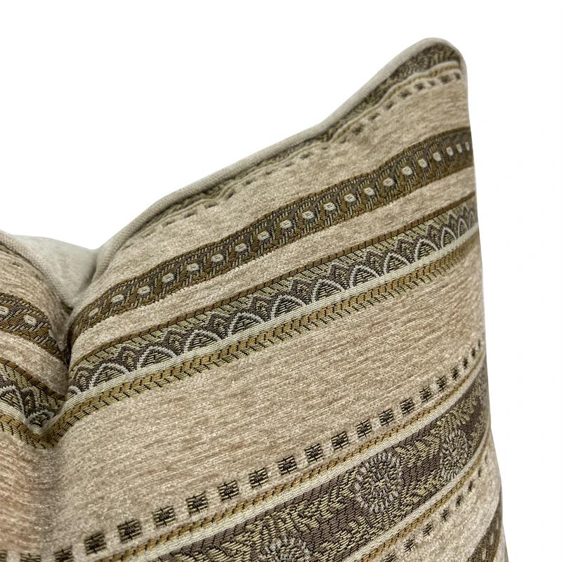 Vintage Classical Soft Heavy Chenille Beige Stripe Pipping Square Pillow Case Sofa Cushion Cover 45 x 45 cm 1 Piece Pack