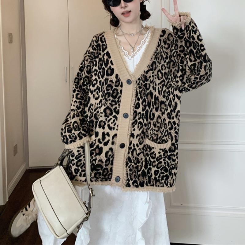 European and American cross-border leopard print contrasting sweater cardigan women's autumn and winter new rough edge top loose lazy style knitted