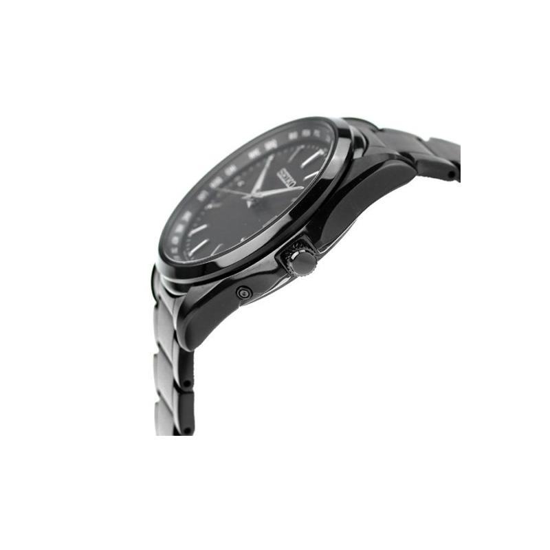 SEIKO 100 meters waterproof solar Quartz titanium strap men's watch black dial SBTM333