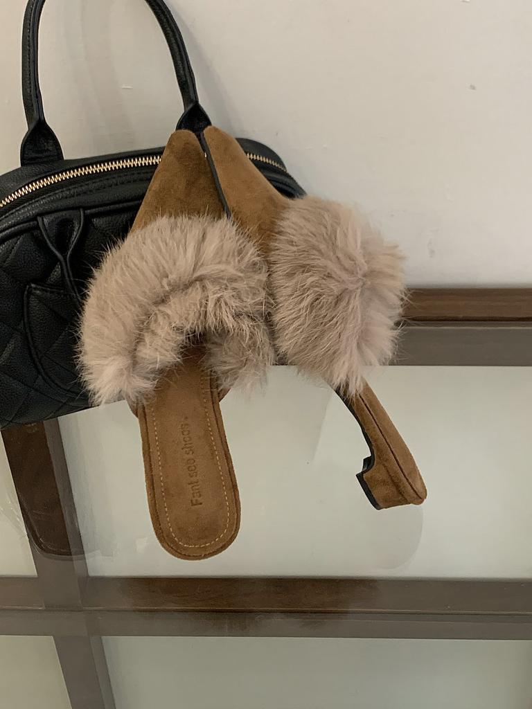 French Pointed Head Velvet Kitten and Female Wear Autumn and Winter Fluffy Shoes Temperament Thick Heel Bag Head Rabbit Hair Sandals