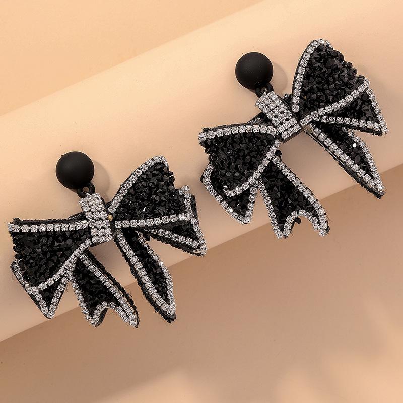 

Elegant Black Diamond Bow Earrings: Retro & Exquisite Sparkling Jewelry for Women