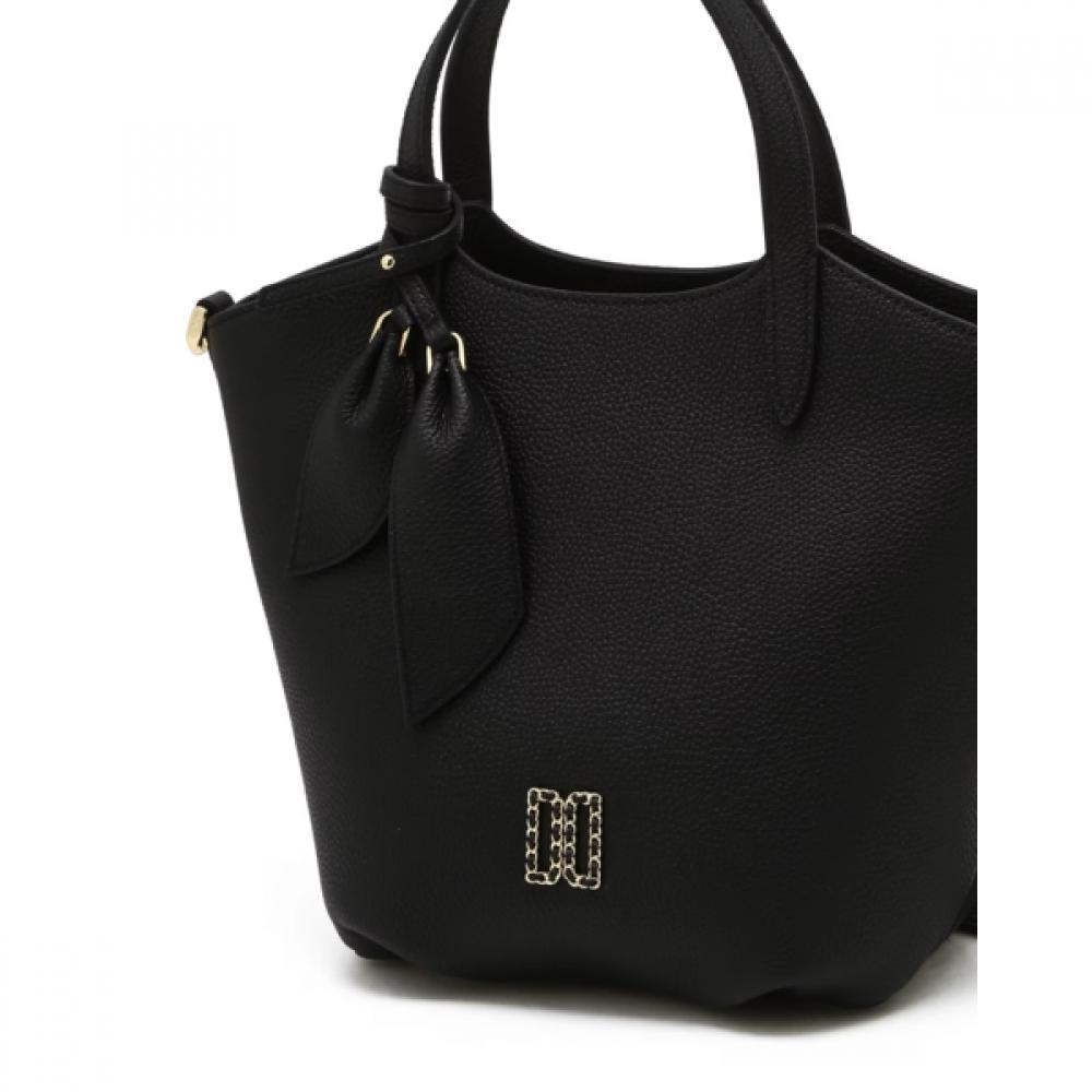 Daks Black Dd Logo Leather Tote Bag Dcba6e330bk