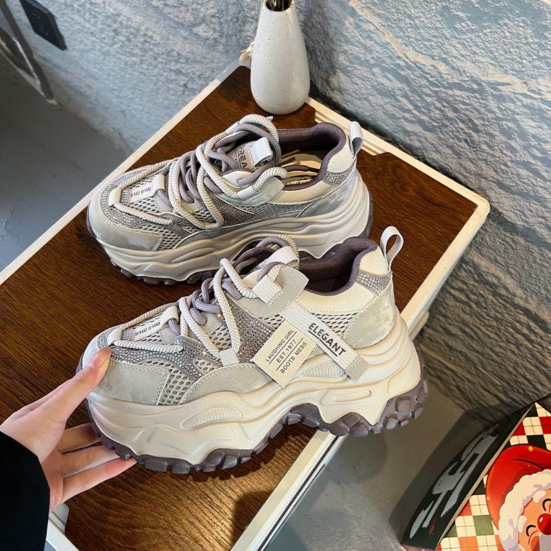 

Foam sole dad shoes 2026 spring thick sole heightening lightweight sports and leisure shoes rhinestone shoes 40