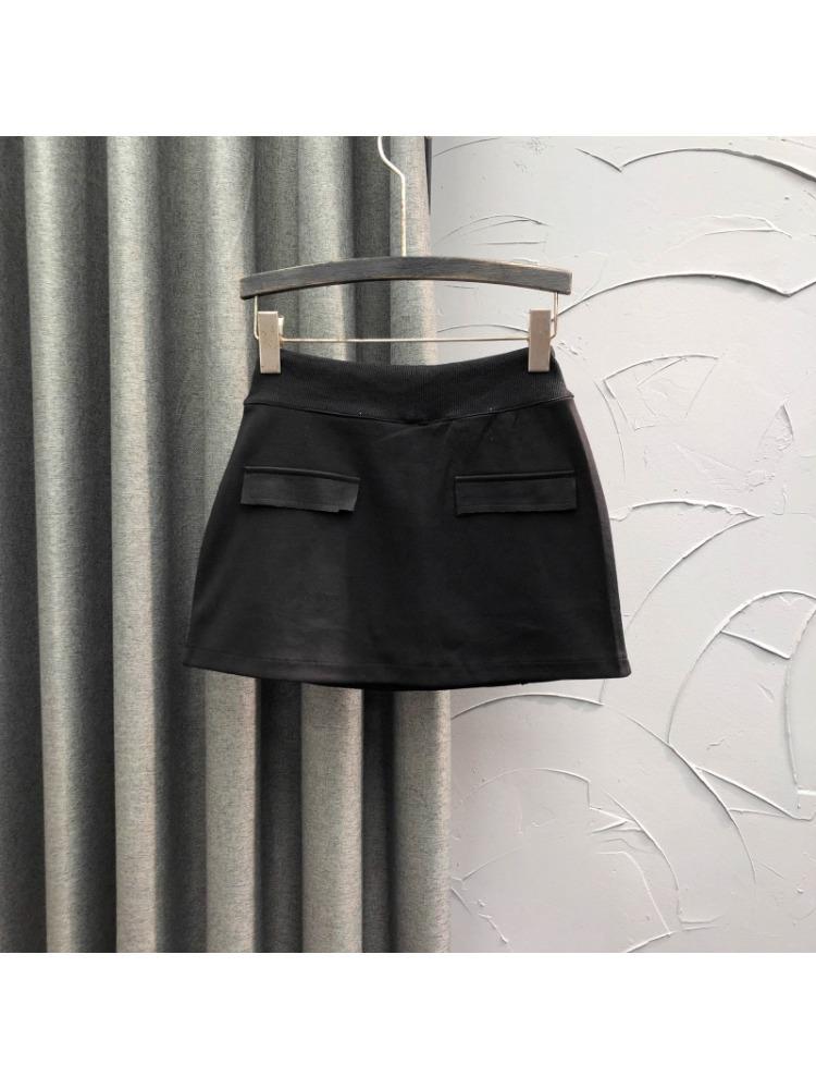 Women's Black Elastic Waist A-Line Cargo Mini Skirt - Slimming, Chic, Autumn Fashion