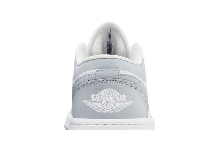 Jordan 1 Grigio Lobo Basso (Da donna)