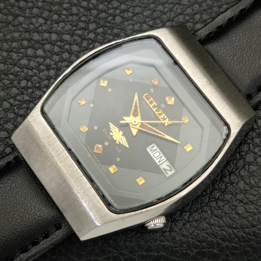 JAPAN VINTAGE CITIZEN AUTOMATIC 8200 MENS ORIGINAL DIAL WATCH A702147-5 R208-a702147