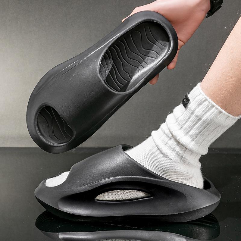 

Men s Anti-slip Summer Beach Sandals: Thick Sole, Wear-resistant, Casual Slippers 40-41