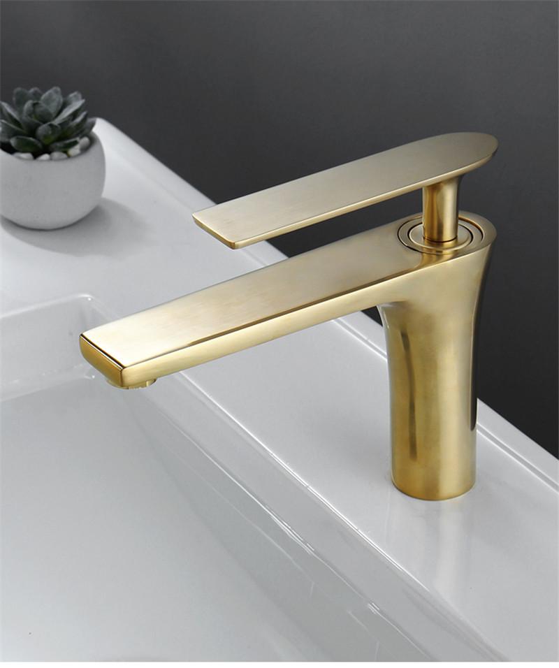 Tuqiu Bathroom Faucet Brushed Gold Brass Bathroom Basin Faucet Cold And Hot Water Mixer Sink Tap Deck Mounted Black/ChromeTap